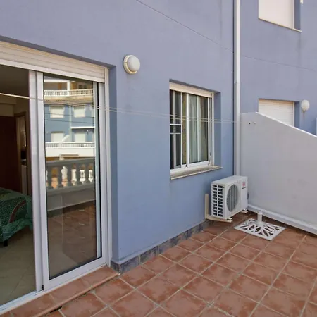 Apartamento Con Terraza Y Piscina - Marcomar